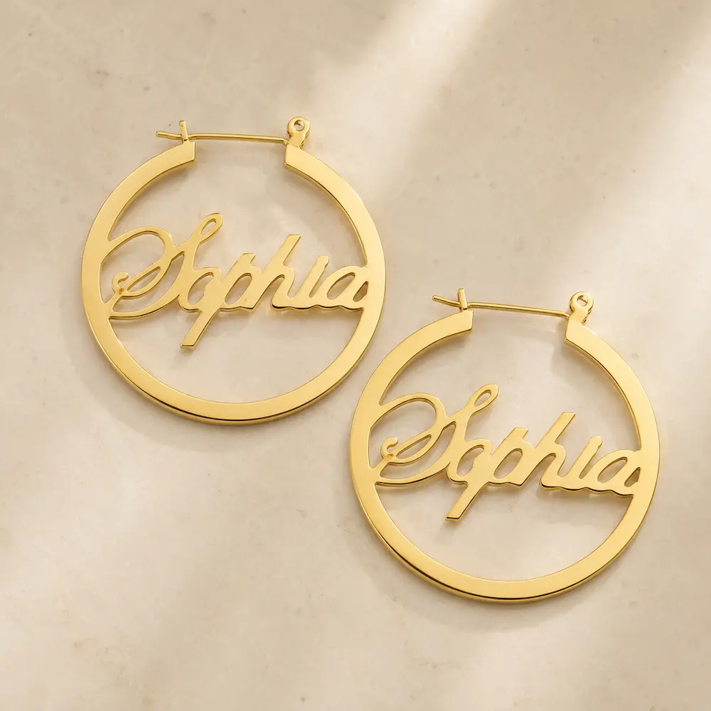 gold earrings personalized with the name Sophia